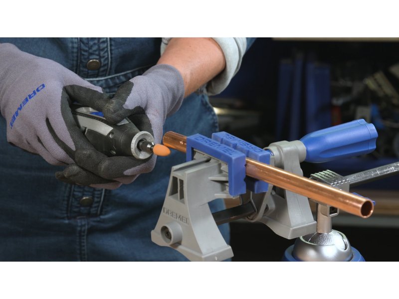 150-delni set večnamenskega pribora Dremel, 2615S724JA